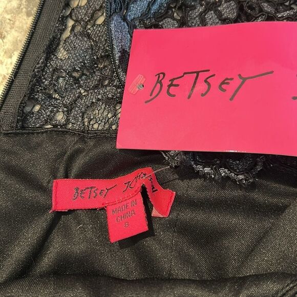 NWT Betsey Johnson Lace Dress(size 8) - Picture 8 of 12